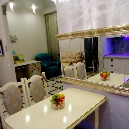 Apartament Otrada две спальни на французском бульваре, Centre, Delux большой *